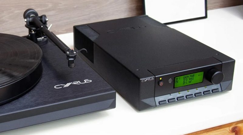 Фонокорректор Cyrus Audio Classic PHONO: поддержка MM или MC + индикация