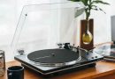 Вертушка Audio-Technica AT-LP70xBT: автомат начального уровня