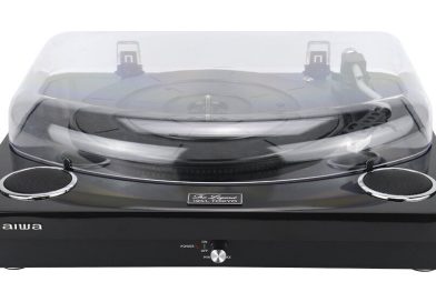 Вертушка Aiwa GBTUR-200: винил — в MP3