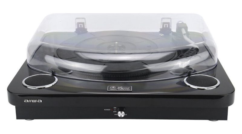 Вертушка Aiwa GBTUR-200: винил — в MP3